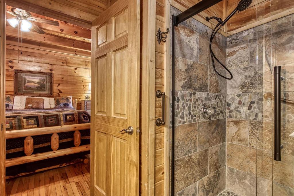 סביירוויל Highland Dream, Hot Tub, 1089 Free Tickets Each Paid Day, Dollywood And More חדר תמונה